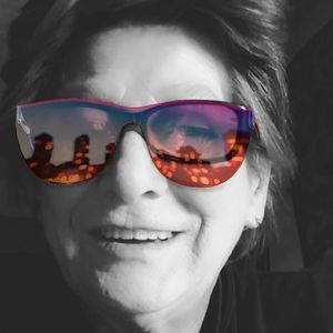 Meet your Posher, Vickie